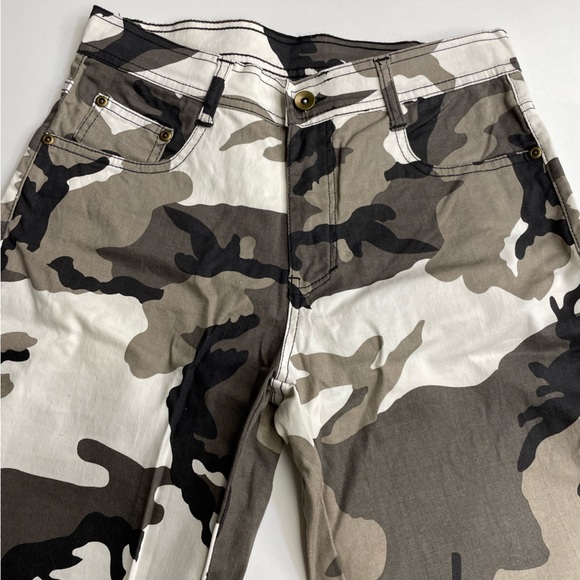 Camo flare jeans - Picture 2 of 4